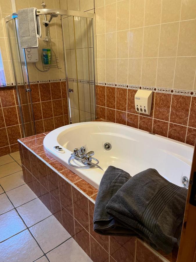 Doughlasha House V93Rx64 Fossa Экстерьер фото
