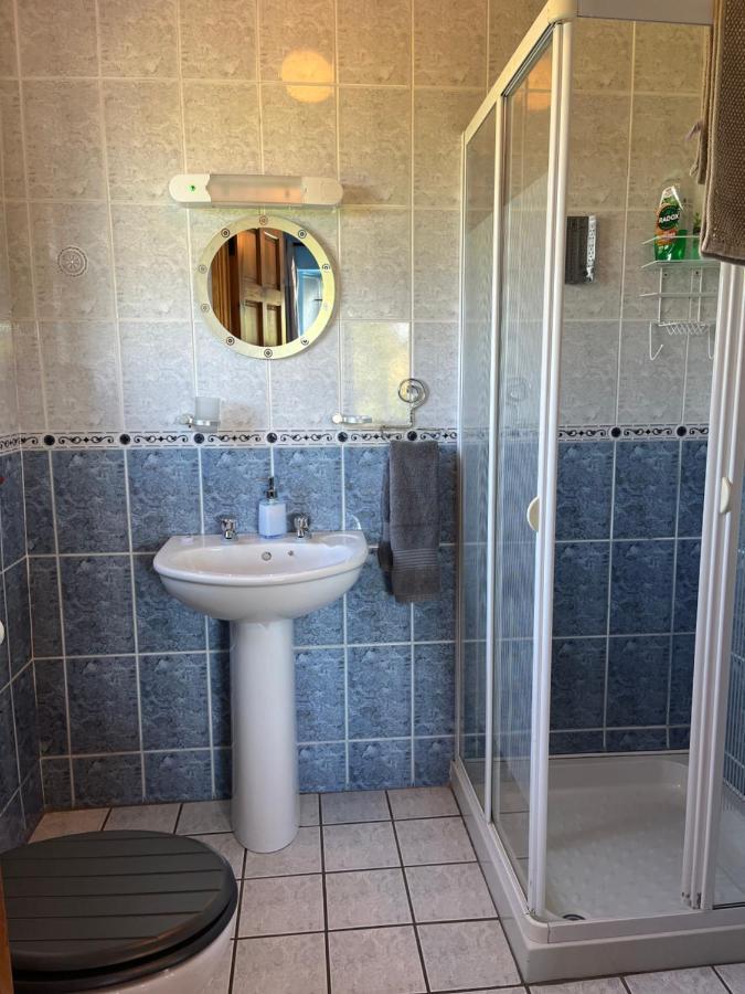 Doughlasha House V93Rx64 Fossa Экстерьер фото